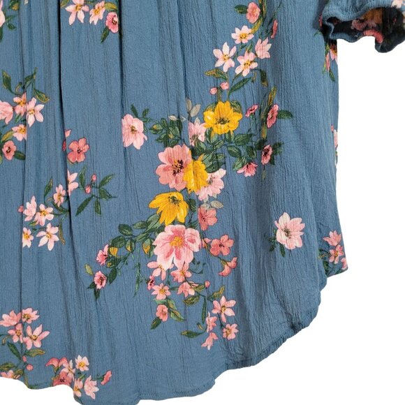 Torrid 3 Size 3X Top Floral Cold Shoulder Crinkle Adjustable Lace Straps Blue - Picture 4 of 9